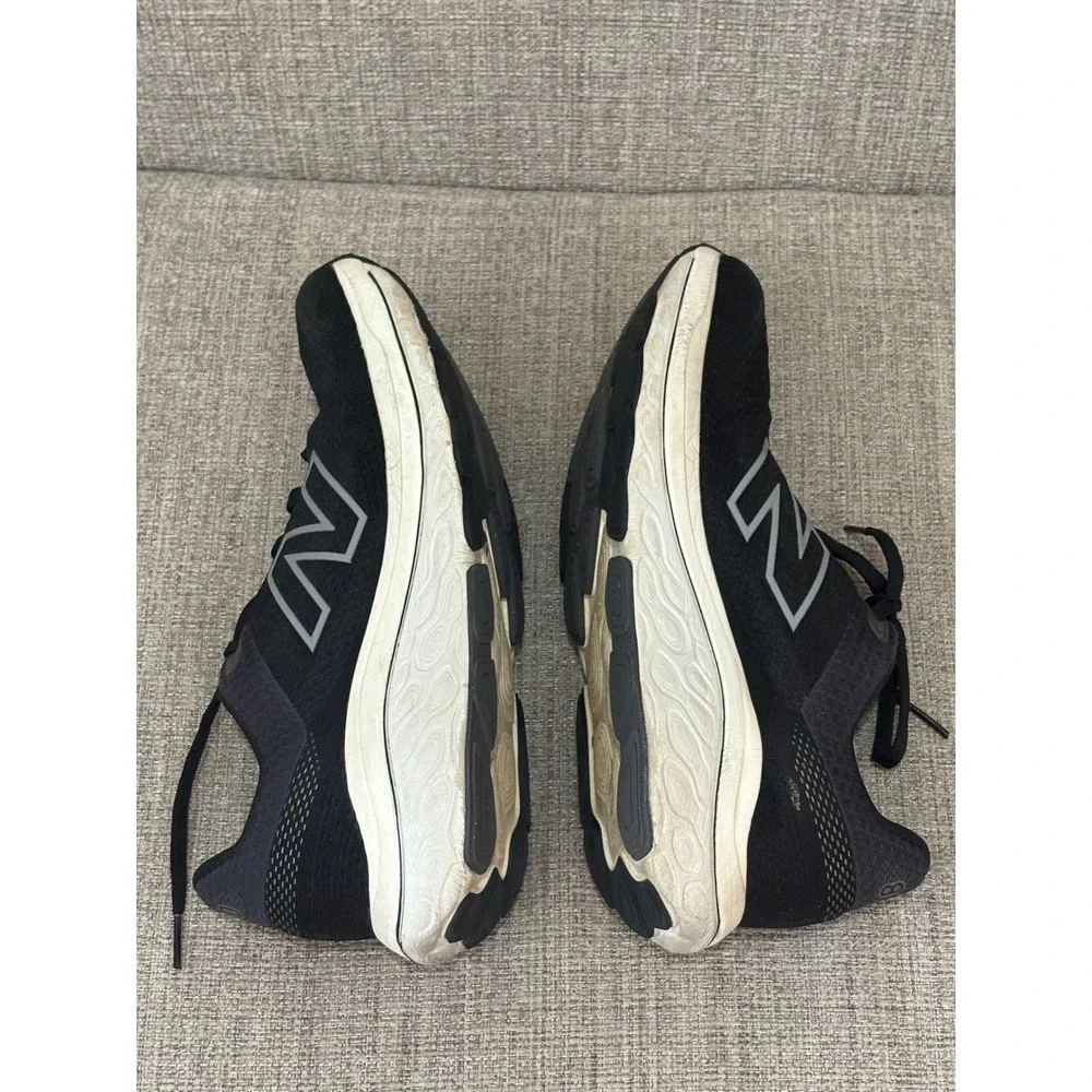 New Balance Fresh Foam X 860v13 Black White Running Shoes Women 9.5/Men 8
